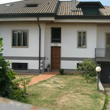 La Casa Dei Pini Malnate