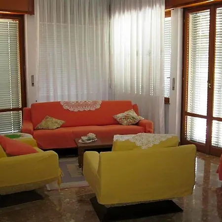 La Casa Dei Pini Bed and Breakfast