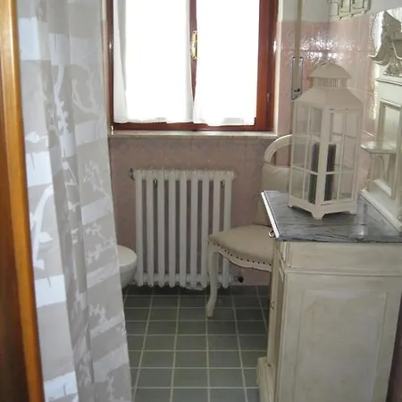 La Casa Dei Pini Bed and Breakfast Malnate
