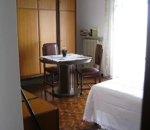 La Casa Dei Pini Malnate