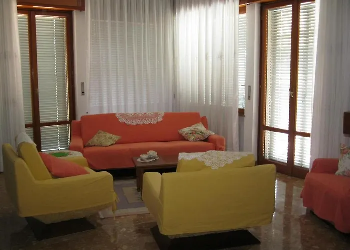 B&B La Casa Dei Pini *
